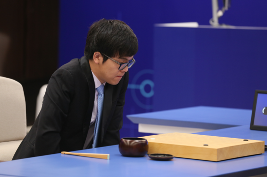 明知AlphaGo變得無(wú)法戰勝，柯潔為何還迎難而上？